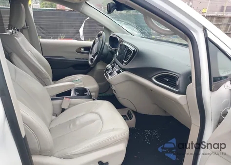 2017 Chrysler Pacifica Touring-L Plus from USA, damaged, VIN 2C4RC1EG2HR506313